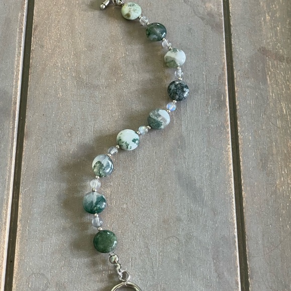 Green Moss Agate Toggle Bracelet - Picture 3 of 5